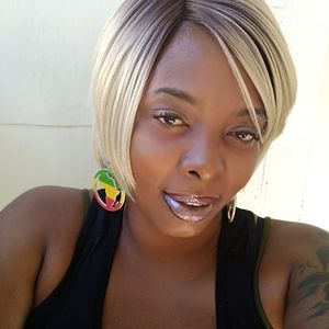 Meet your Posher, Kenyetta